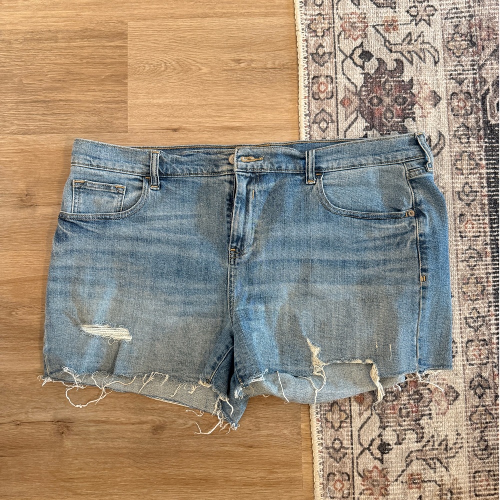 Old Navy Distressed Denim Women Shorts